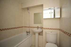 Maypole Road Taplow Buckinghamshire - Photo 3