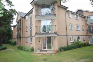 Hedingham Mews Maidenhead Berkshire - Photo 1