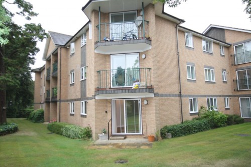 Hedingham Mews Maidenhead Berkshire,  