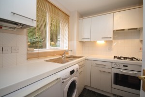 Hedingham Mews Maidenhead Berkshire - Photo 5
