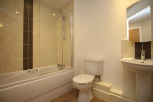 Kingsquarter Maidenhead Berkshire - Photo 3