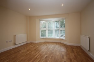 Hardwick Close Maidenhead Berkshire - Photo 2