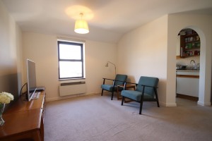 Close To Town & Station, Maidenhead - Photo 6