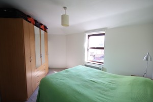 Close To Town & Station, Maidenhead - Photo 7