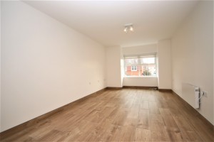 Blackamoor Lane, Maidenhead - Photo 2