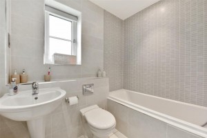 Honey Lane, Hurley, Berkshire - Photo 4