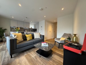 Queen Street, Maidenhead, Berkshire - Photo 2