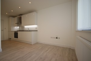 Vanwall Road, Maidenhead - Photo 3