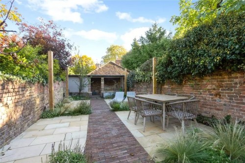 Cliveden Road,  Maidenhead 