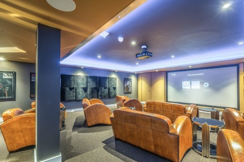 Walking Distance To Town & Station,  