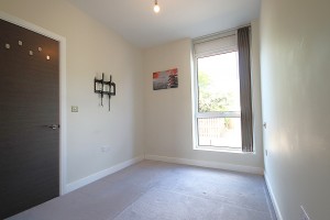 Walking Distance To Town & Station, Maidenhead - Photo 10