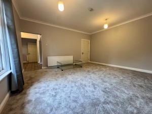 Ray Park Avenue, Maidenhead, Berkshire - Photo 2