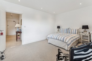 Vanwall Road, Maidenhead - Photo 8