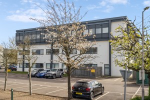 Vanwall Road, Maidenhead - Photo 12