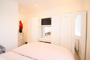 Vanwall Road, Maidenhead - Photo 6