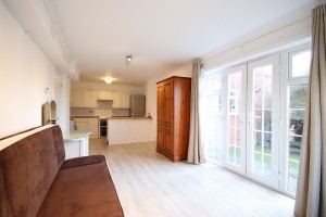 Close To Town & Elizabeth Line, Maidenhead - Photo 2